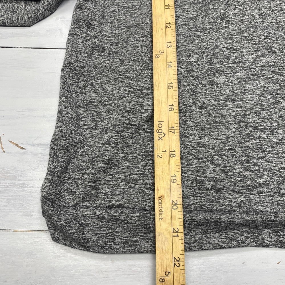 Vuori Halo Performance Hoodie Womens M Gray DreamKnit Pullover Sweatshirt - Picture 4 of 7